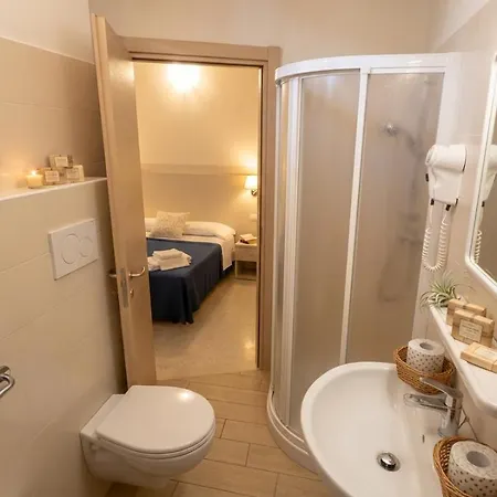 B&B - Meuble' - Hotel " Cordiale "-3
